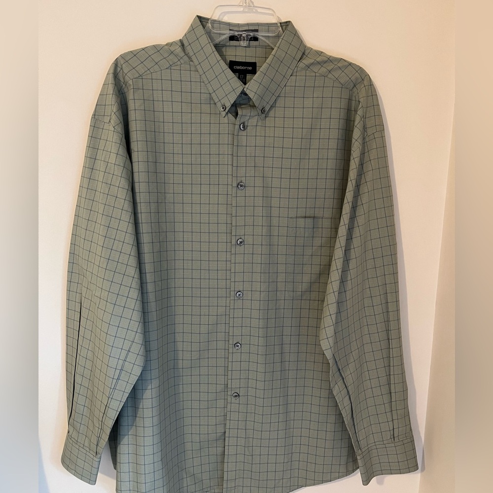 Claiborne Modern Fit Men’s Dress Shirt Long Sleeve Button Up, XL 17.5, 34-35